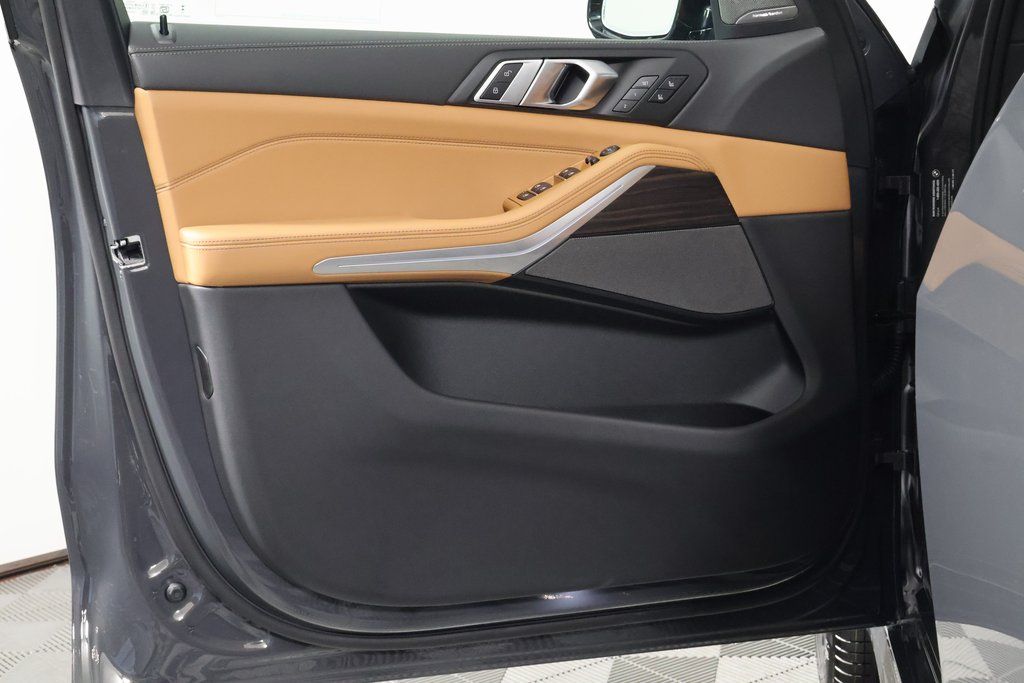 Thumbnail: 2026 BMW X5 - 7