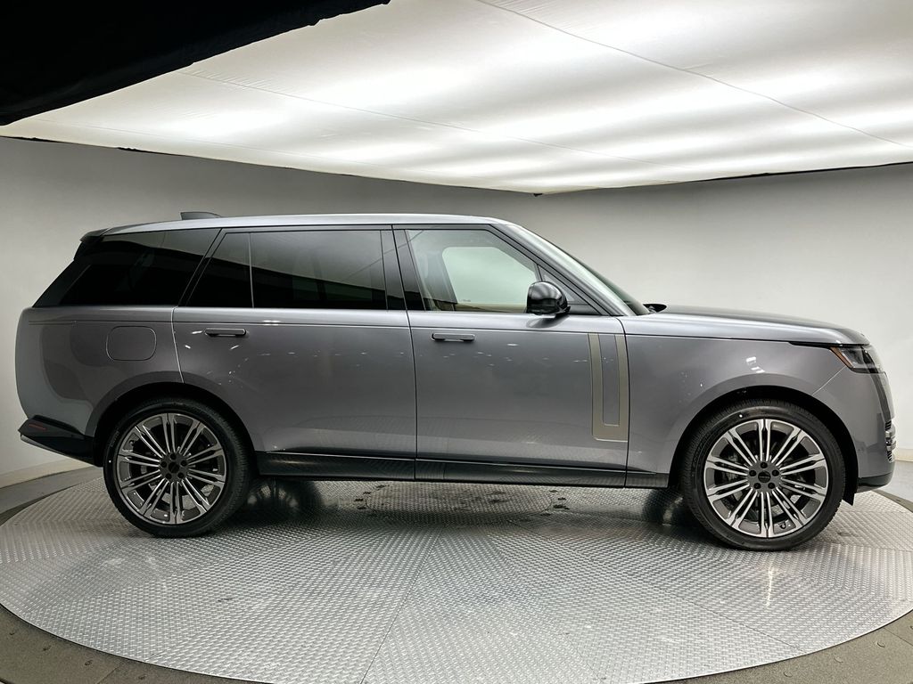 Thumbnail: 2026 Land Rover Range Rover - 12