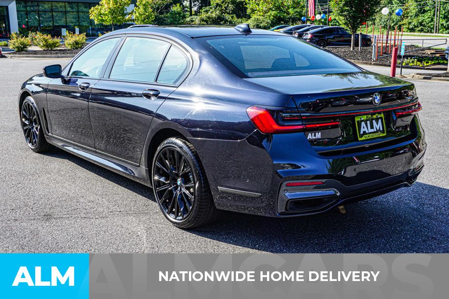 Used 2022 Black BMW 740i image 4