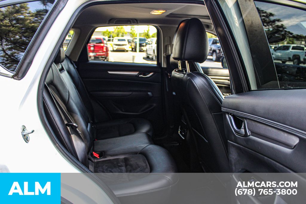 Used 2018 White Mazda Touring image 18