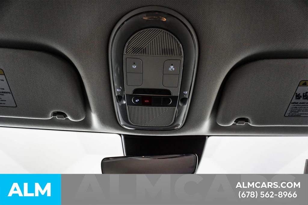 Used 2025 Gray Hyundai SEL image 58