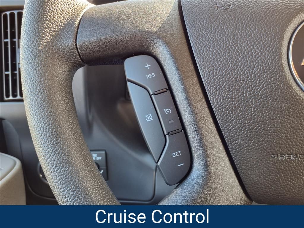 ChevroletExpress Cutaway15