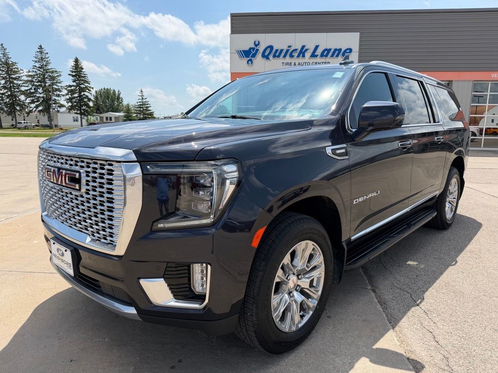 Titanium Rush Metallic 2023 GMC Yukon XL SUV / Crossover Four-Wheel Drive
