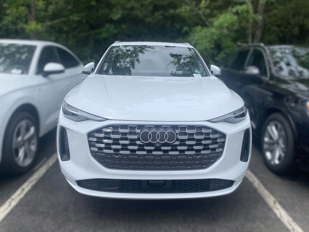 2025 Audi Q5 Premium 2