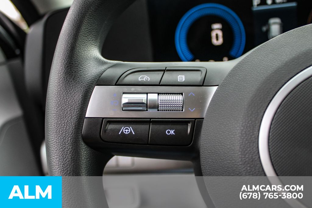 2024 Hyundai Kona SE photo 24