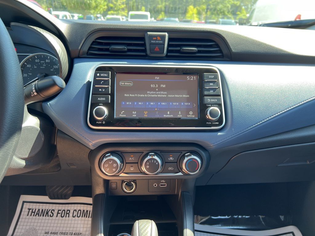 2025 Gray Sky Pearl Nissan Versa 1.6 SV FWD Sedan