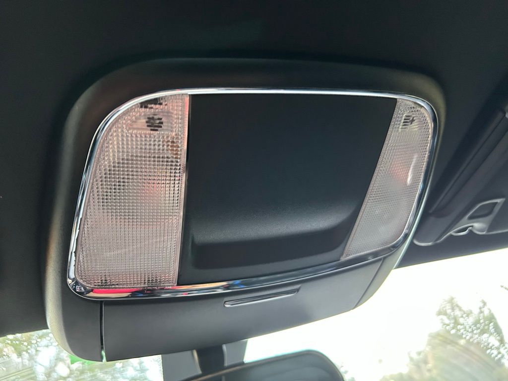 Thumbnail: 2021 Dodge Charger - 28