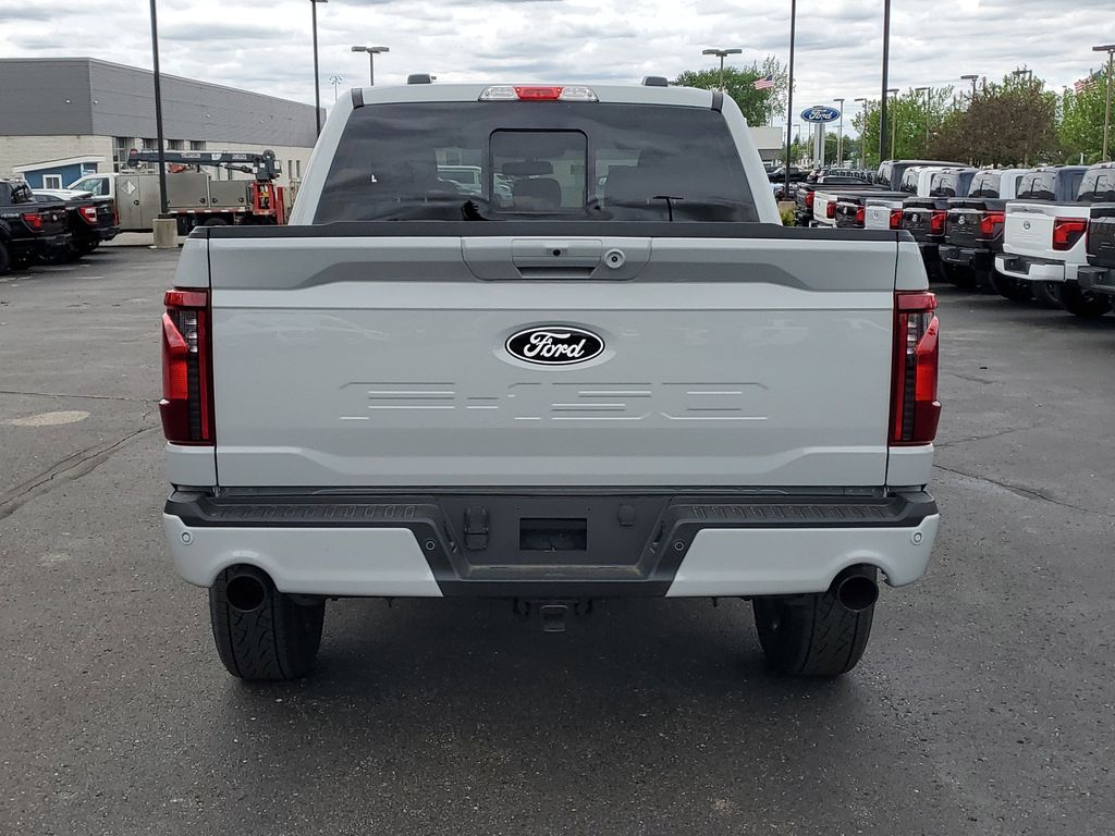 View vehicle photo 5
