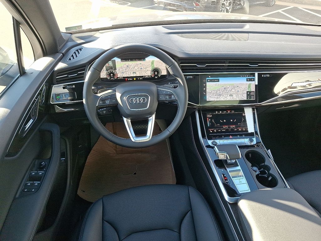 Thumbnail: 2026 Audi Q7 - 8