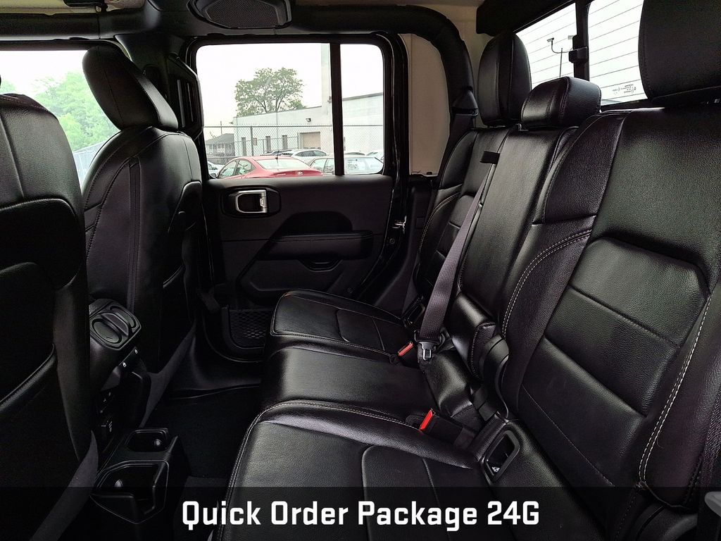 2020 Jeep Gladiator Overland Black at Klick Lewis Buick Chevrolet