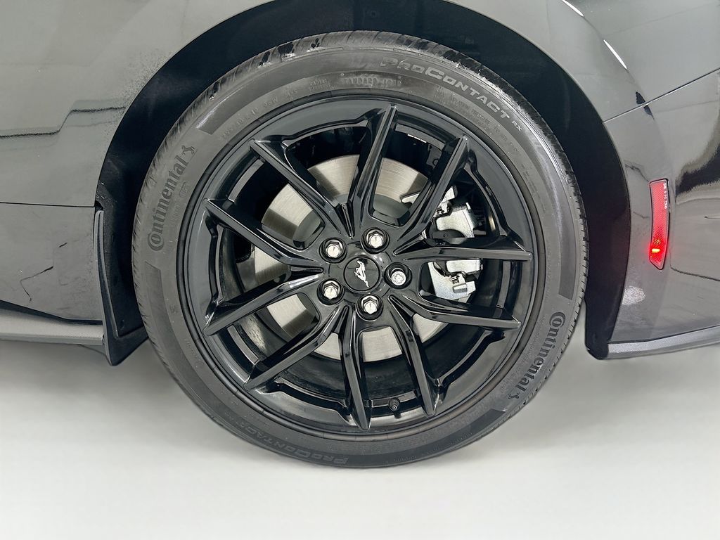 Thumbnail: 2025 Ford Mustang - 29