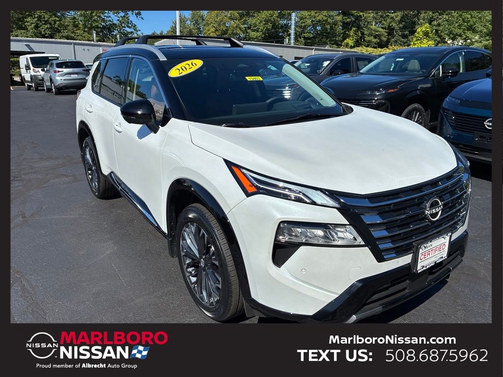 Everest White Pearl/Super Black 2026 Nissan Rogue SUV / Crossover All-Wheel Drive Continuously Variable Transmission