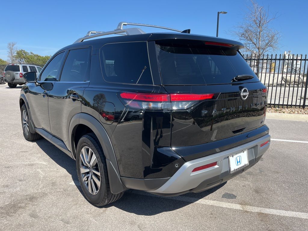 Thumbnail: 2024 Nissan Pathfinder - 6