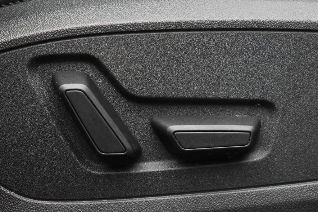 Thumbnail: 2024 Audi A6 - 27