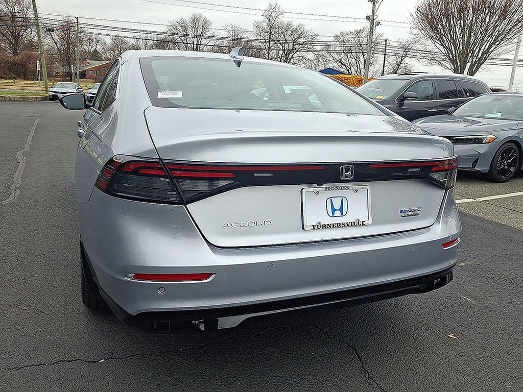 2025 Honda Accord Touring 3