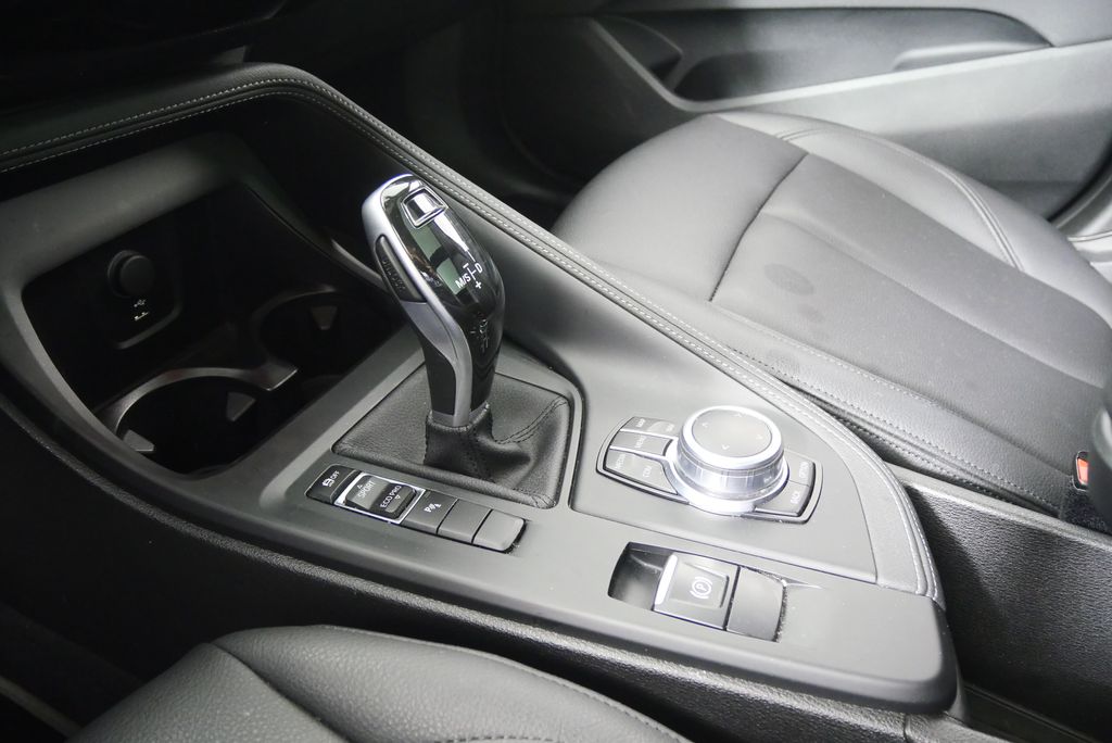 2021 BMW X1 sDrive28i 24