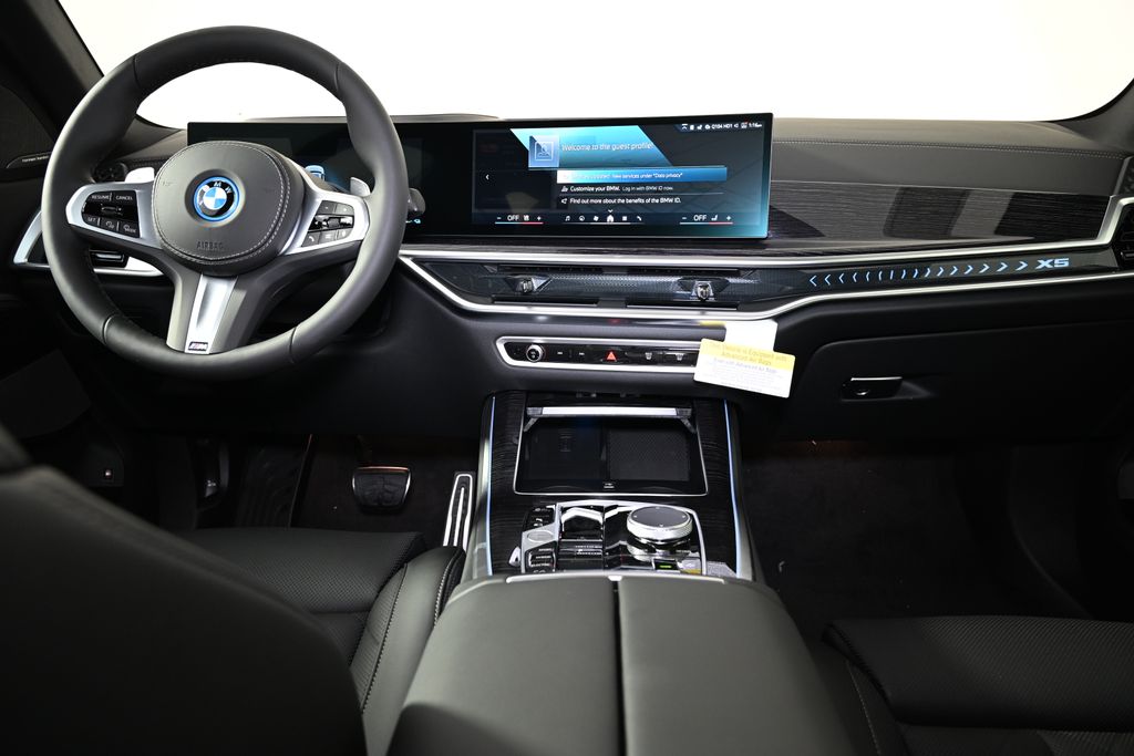 Thumbnail: 2025 BMW X5 - 16