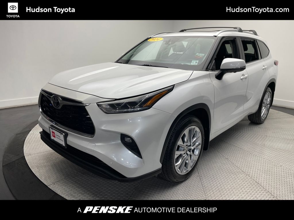 2024 Toyota Highlander Limited -
                Jersey City, NJ