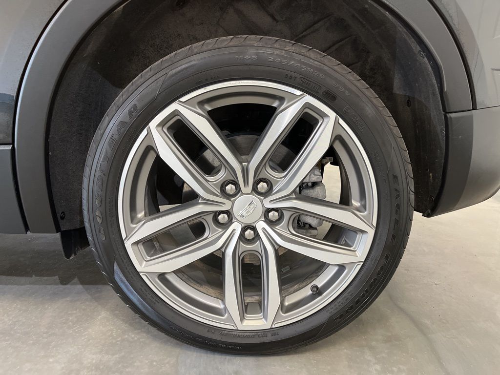 used 2023 Cadillac XT4 car, priced at $28,850