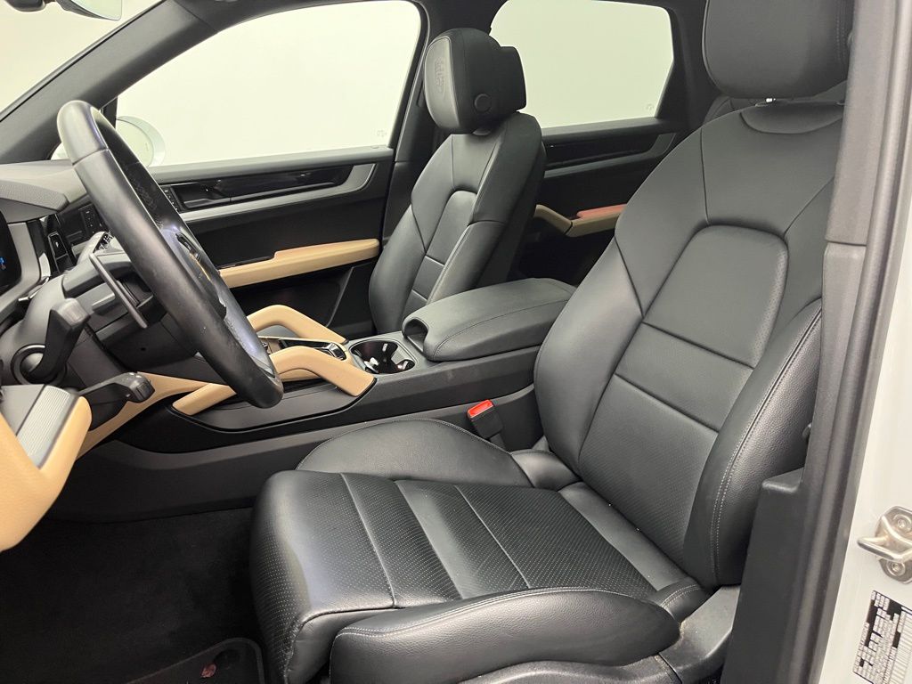 Thumbnail: 2024 Porsche Cayenne - 7