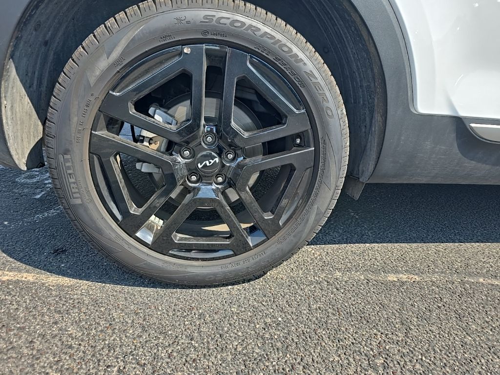 Thumbnail: 2023 Kia Telluride - 10