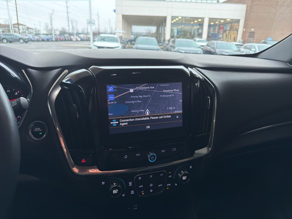 Thumbnail: 2023 Chevrolet Traverse - 15