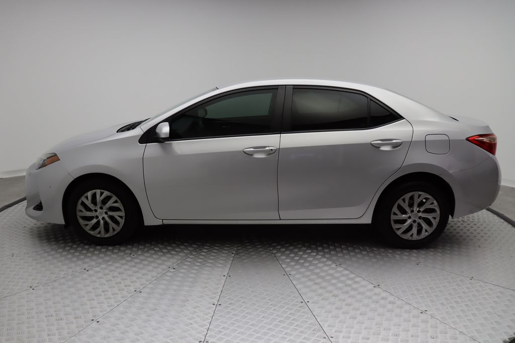 2019 Toyota Corolla LE 12