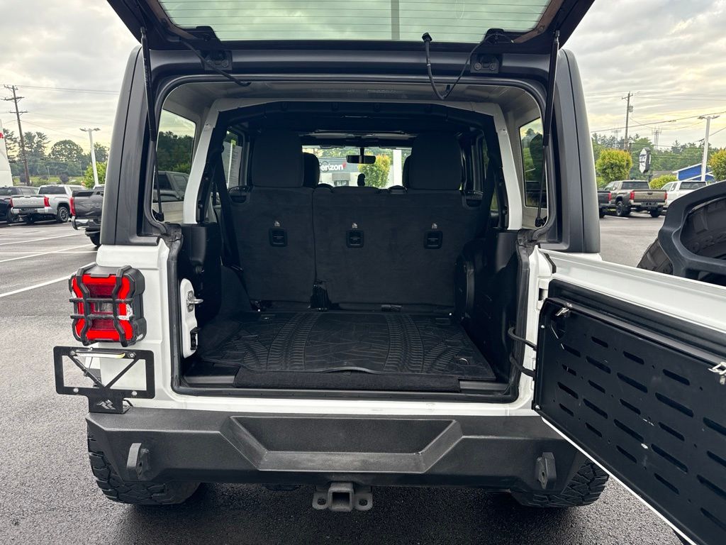 Used 2020 Jeep Wrangler SUV