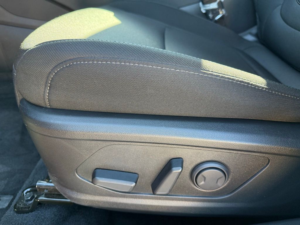 Thumbnail: 2025 Hyundai Tucson - 14