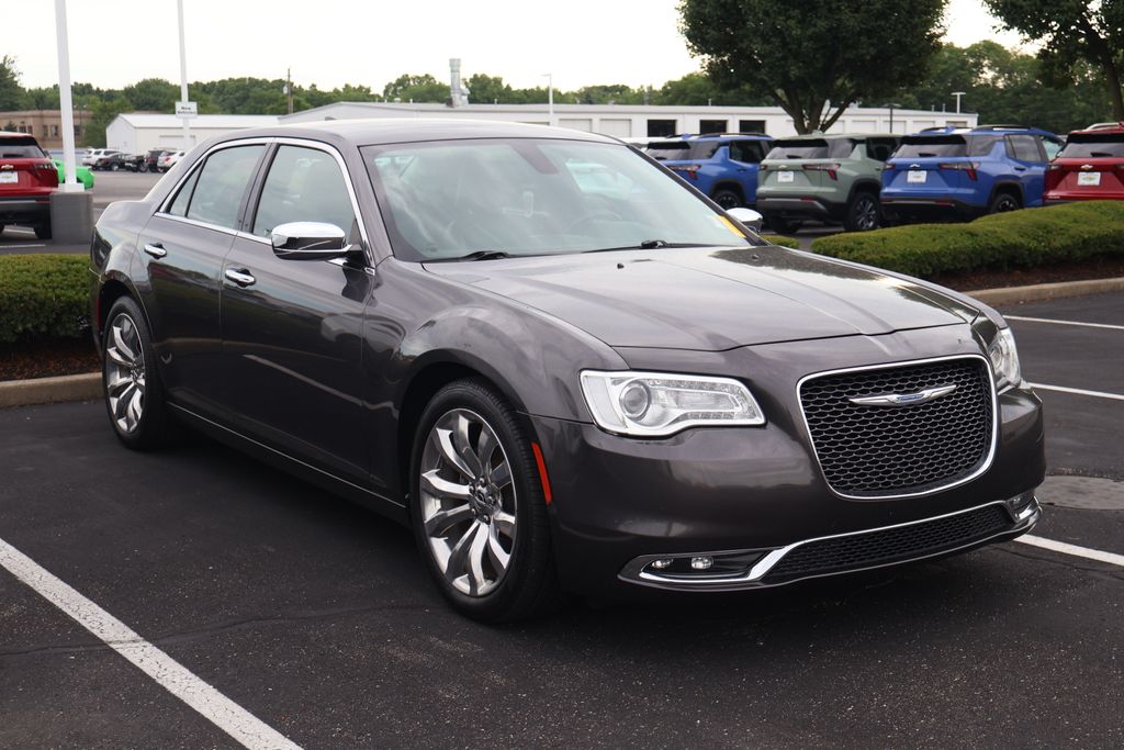 Thumbnail: 2018 Chrysler 300 - 3