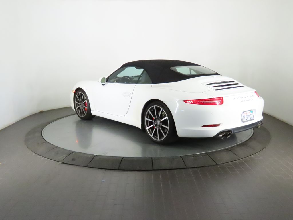 Thumbnail: 2014 Porsche 911 - 3