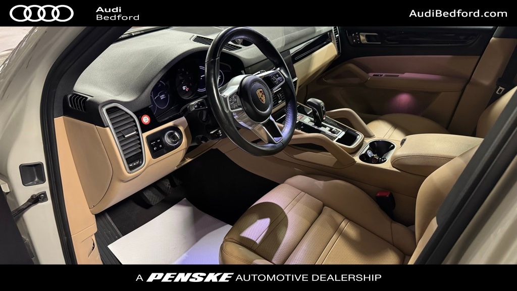 2020 Porsche Cayenne Base 11
