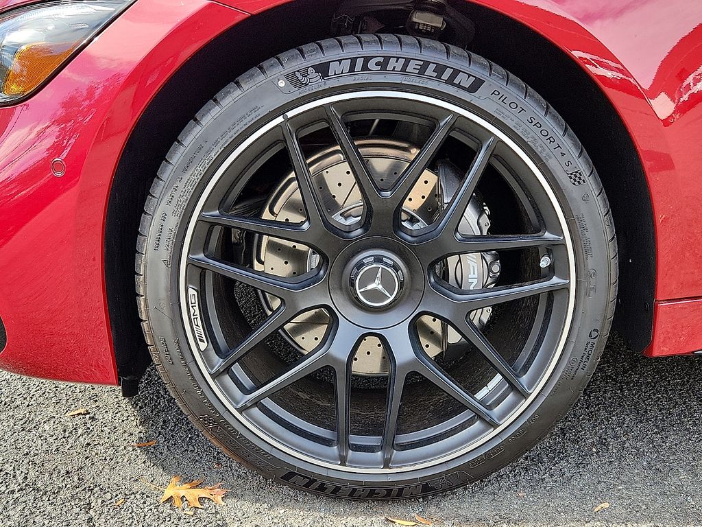 Thumbnail: 2026 Mercedes-Benz AMG GT - 5