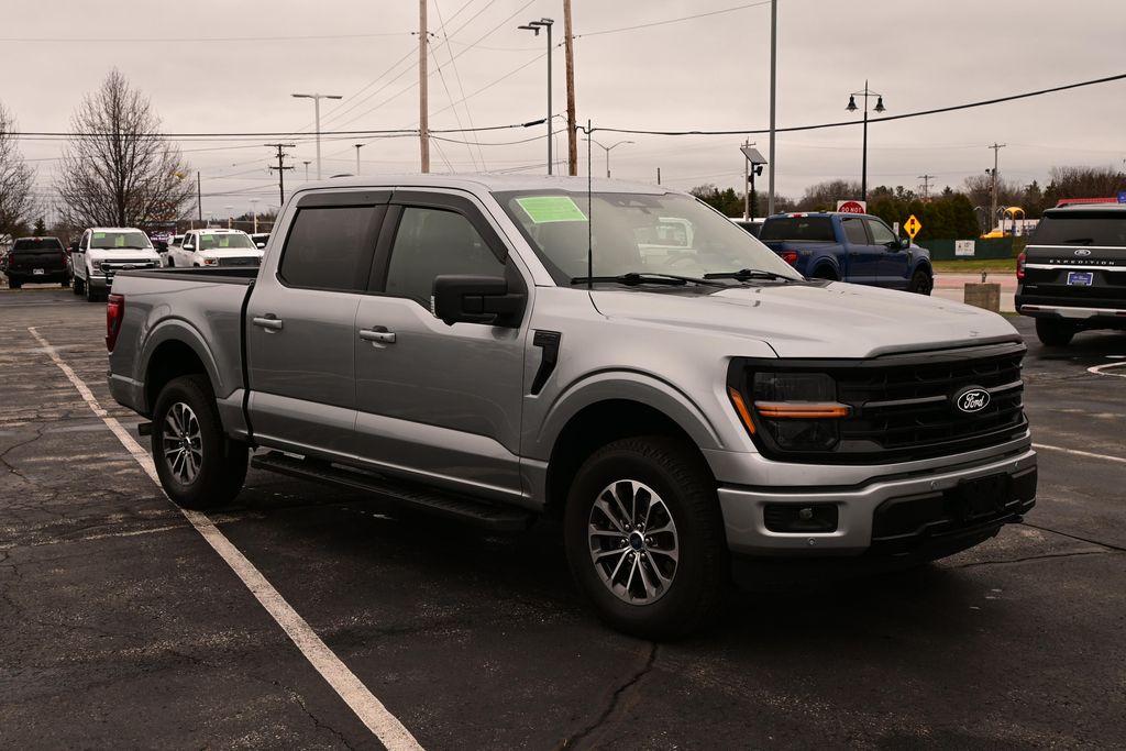 View vehicle photo 7