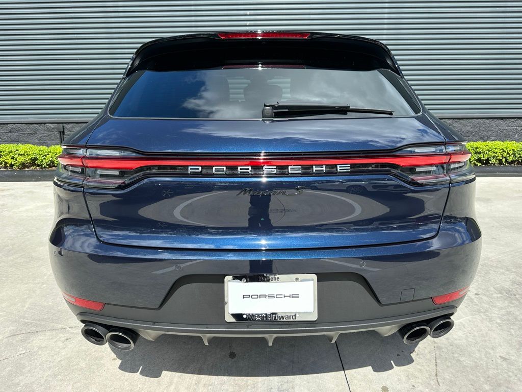 Thumbnail: 2021 Porsche Macan - 12