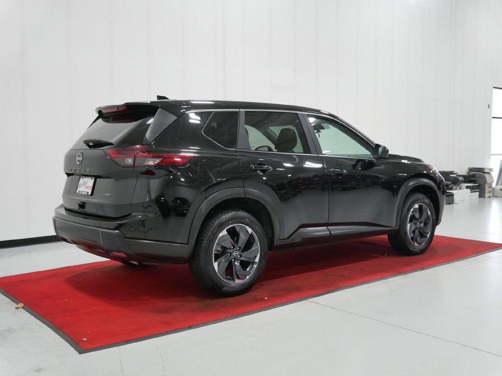 Used 2025 Nissan Rogue SUV