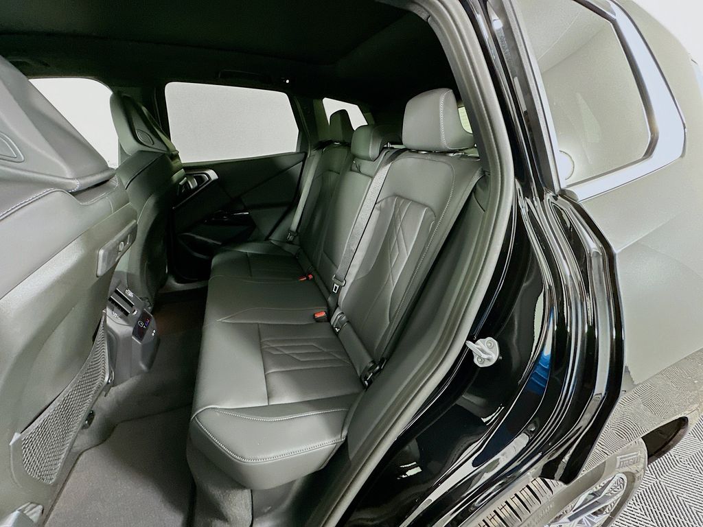 Thumbnail: 2026 BMW X3 - 17