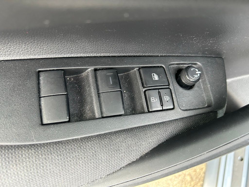 Thumbnail: 2022 Toyota Corolla - 16