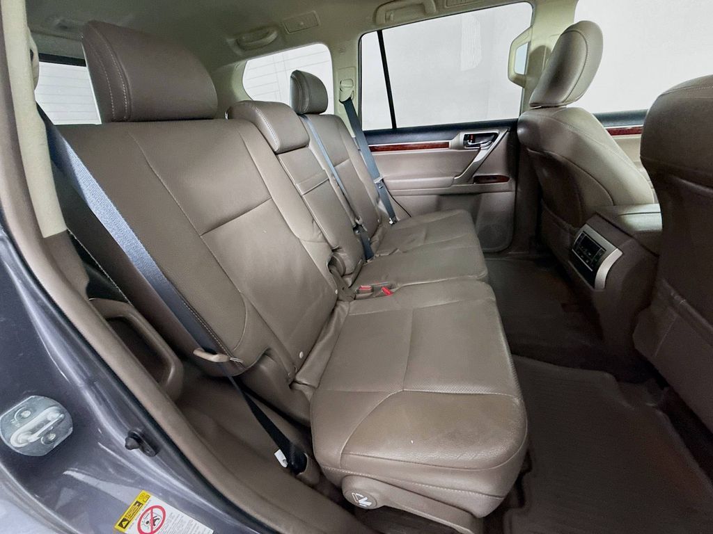 Thumbnail: 2016 Lexus GX - 28