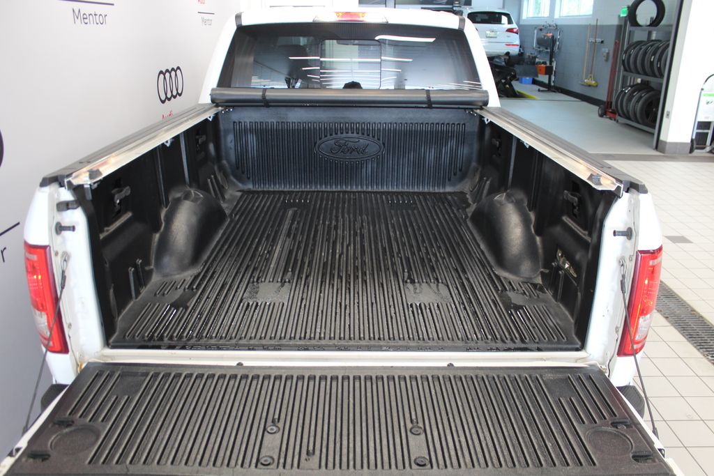 Thumbnail: 2015 Ford F-150 - 28