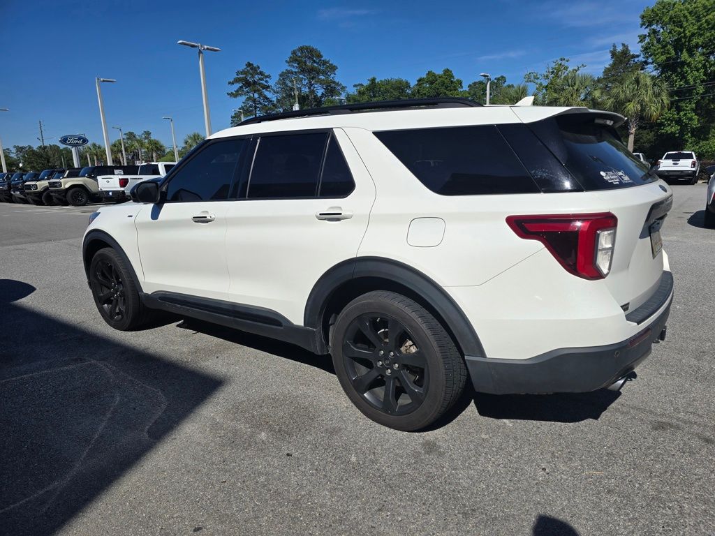 2023 Ford Explorer ST-Line