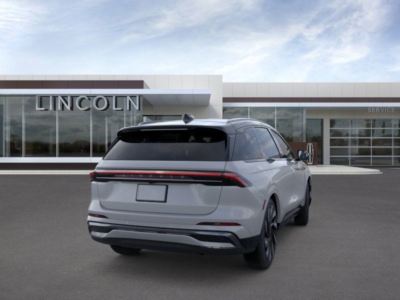 New 2026 White Platinum Metallic Tri-Coat Lincoln Reserve image 8