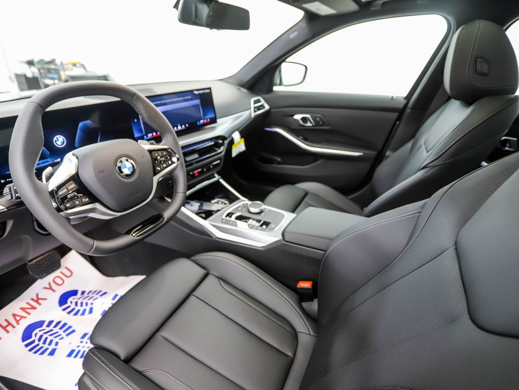Thumbnail: 2025 BMW 3 Series - 11