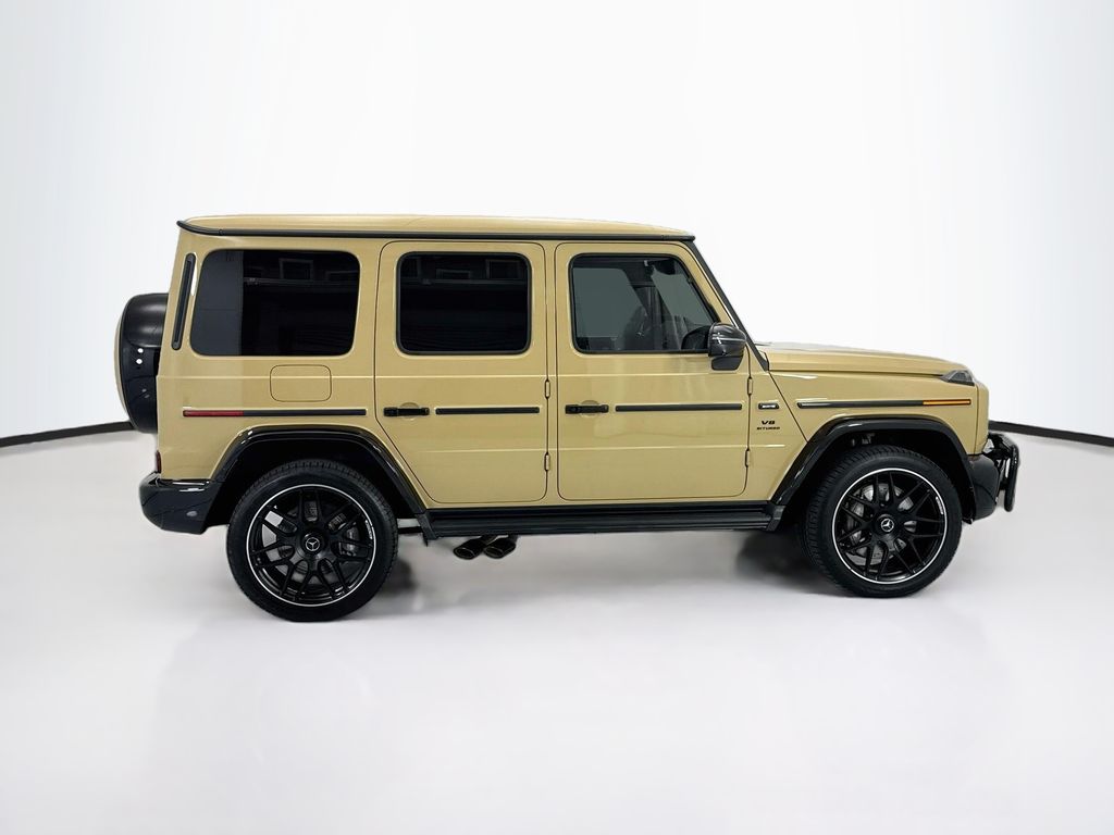 Thumbnail: 2026 Mercedes-Benz G-Class - 4