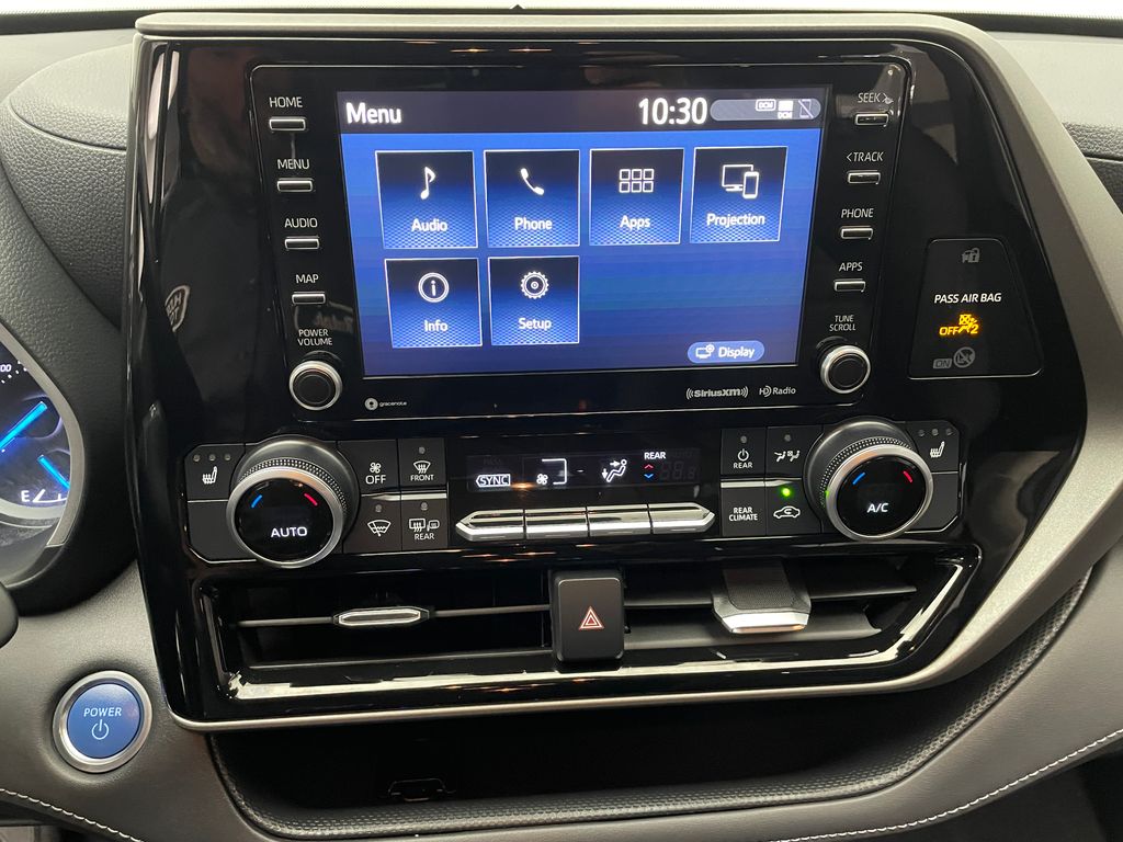 Thumbnail: 2020 Toyota Highlander - 28