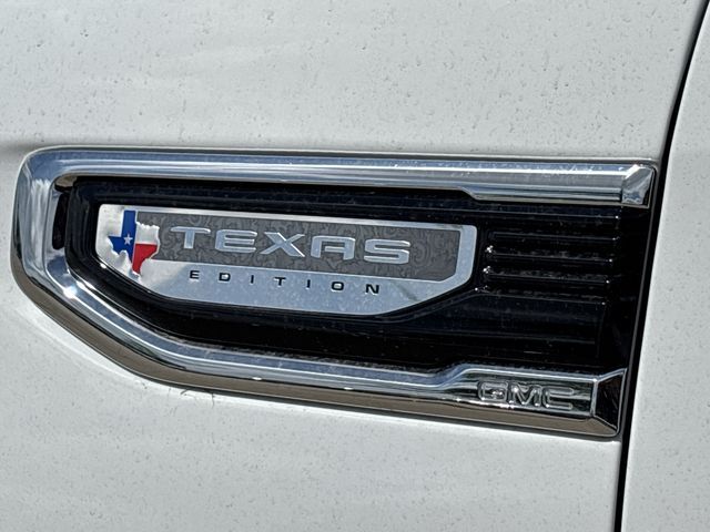 New 2026 White GMC SLT image 11