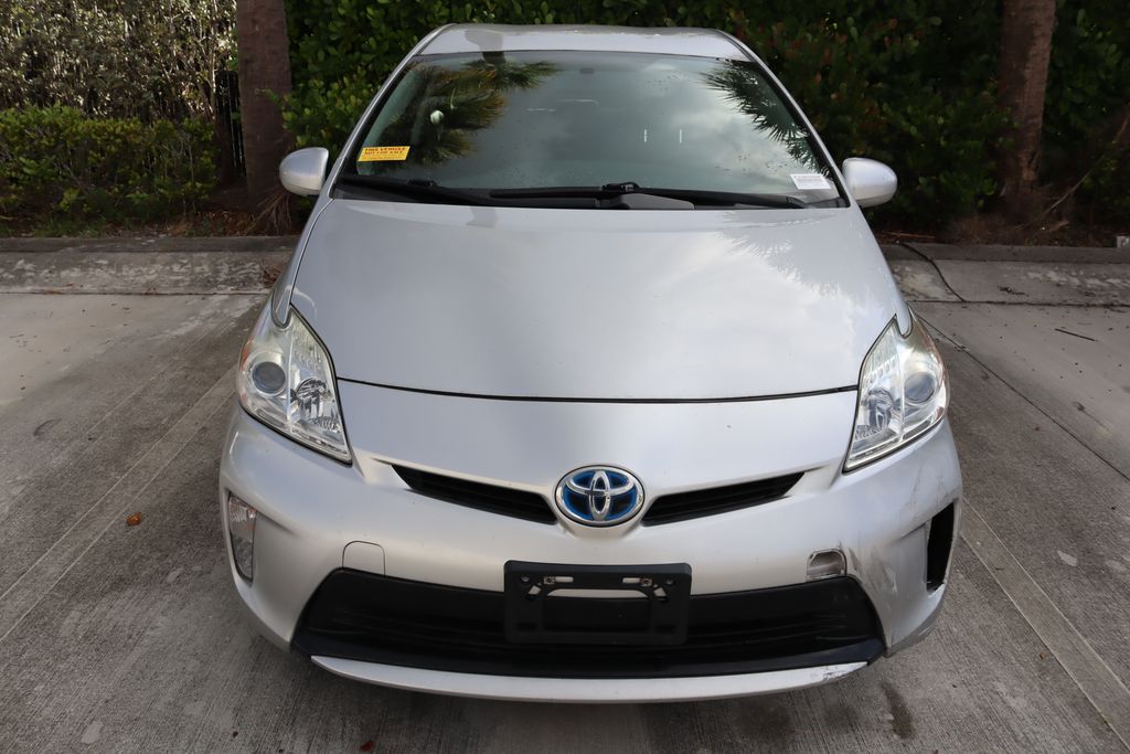 Thumbnail: 2015 Toyota Prius - 5