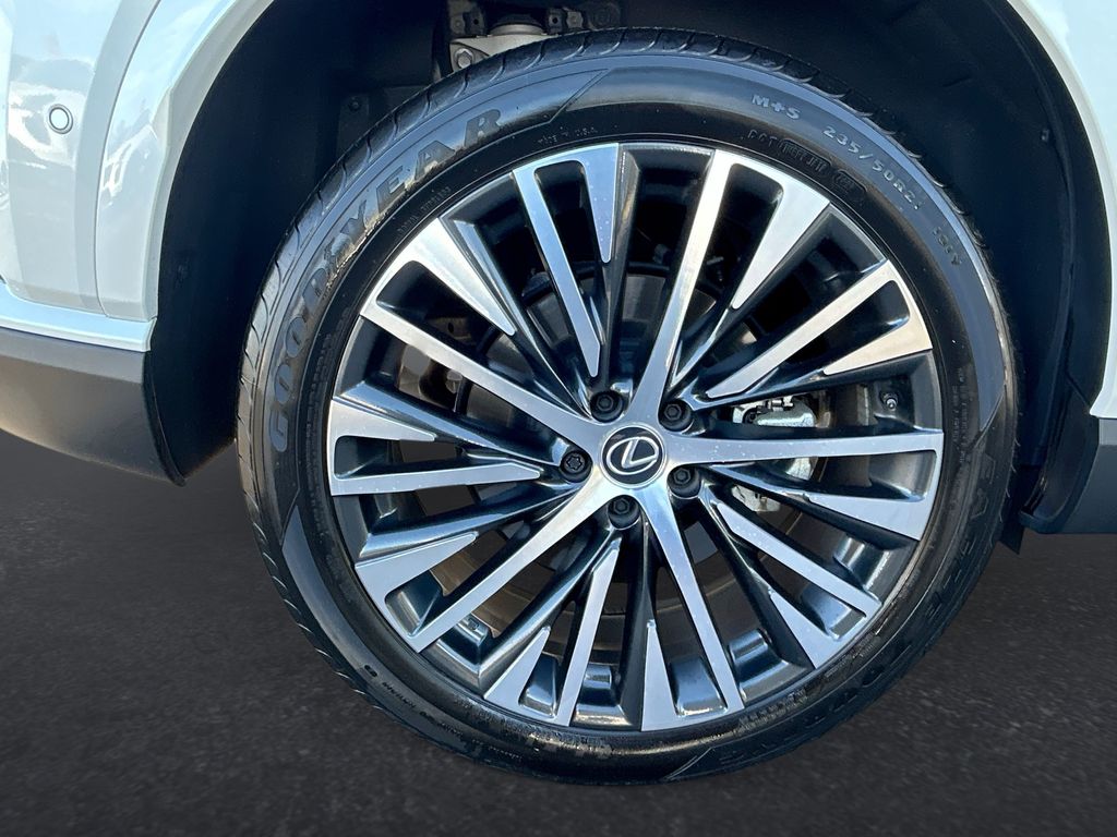 Thumbnail: 2024 Lexus RX - 29