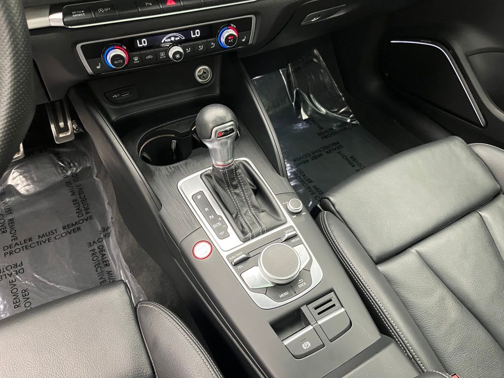 Thumbnail: 2018 Audi S3 - 15