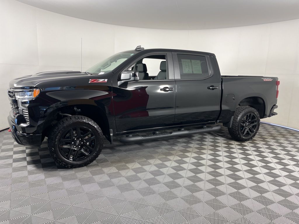 Thumbnail: 2024 Chevrolet Silverado 1500 - 2